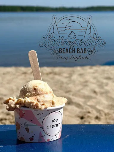 Lodziarnia & beach bar przy Żaglach